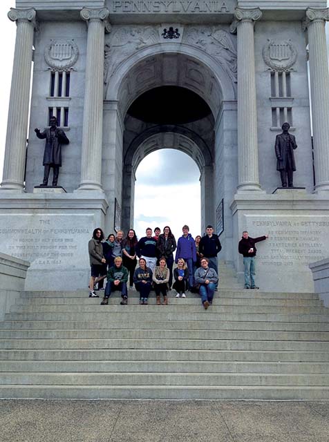 Public+History+students+visited+the+Pennsylvania+Memorial+at+Gettysburg+National+Military+Park.+For+three+days%2C+students+toured+some+of+the+most+significant+Civil+War+sites+in+the+country.