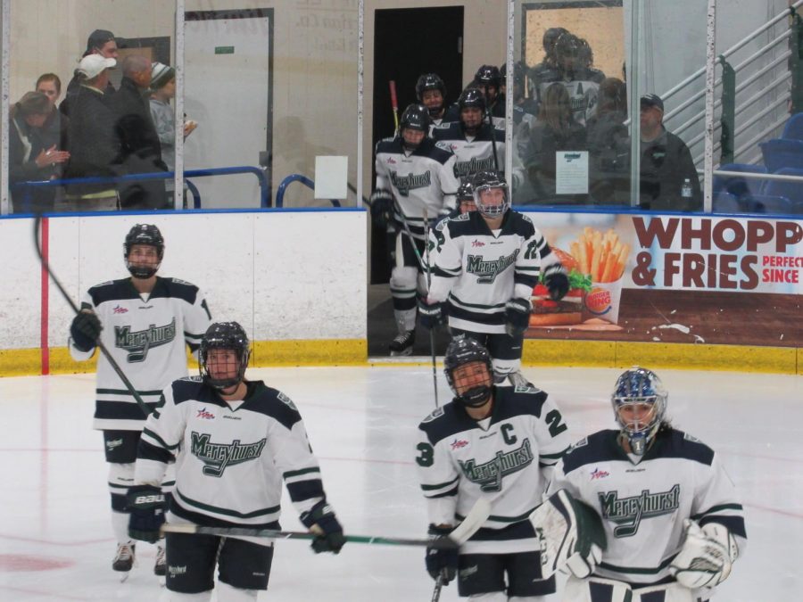 The+Mercyhurst+women+beat+Robert+Morris+University+4-2+in+their+first+ice+hockey+game+on+Oct.+19.++However%2C+Robert+Morris+would+go+on+to+win+the+Oct.+20+game+5-1.