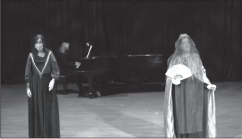 Sull’Aria from “Le nozze di Figaro,” performed by Abigail Wise and
Bethany Hancock. 