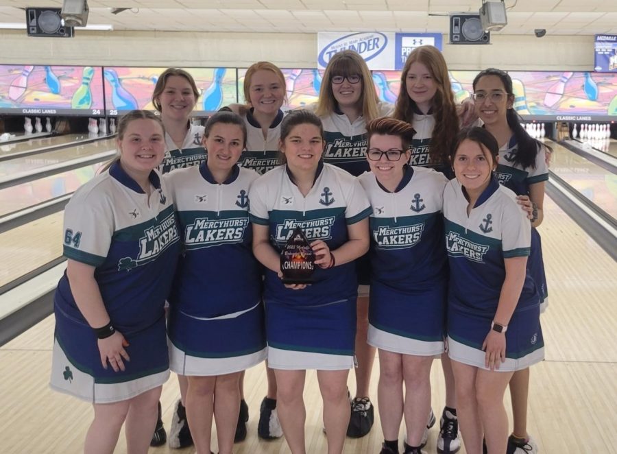 Women’s Bowling ‘spares’ no opponents